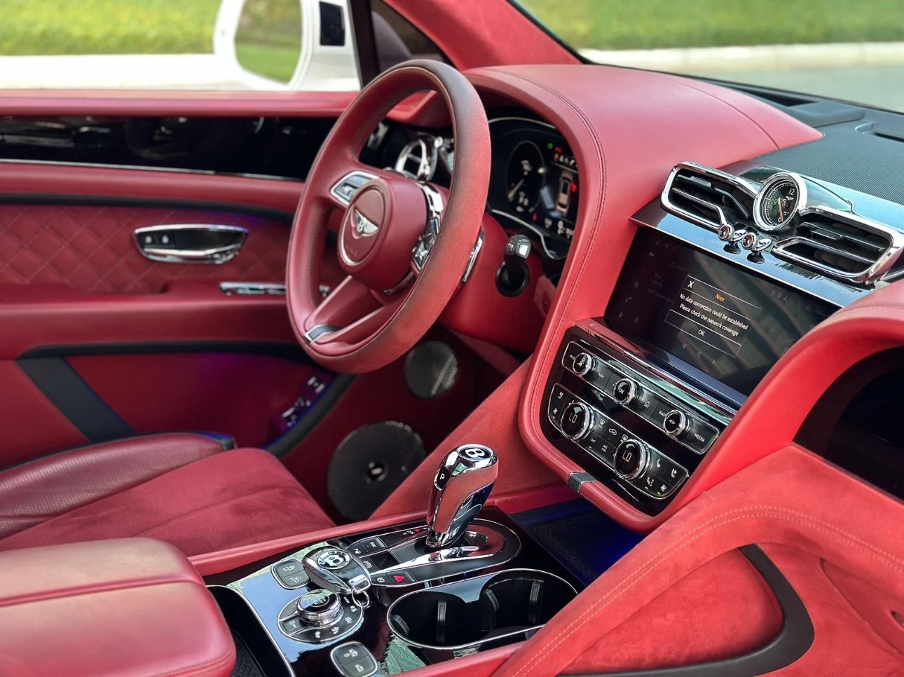 Bentley Bentley Bentayga rent in dubai 2022 - Luxury Car thumbnail NaN